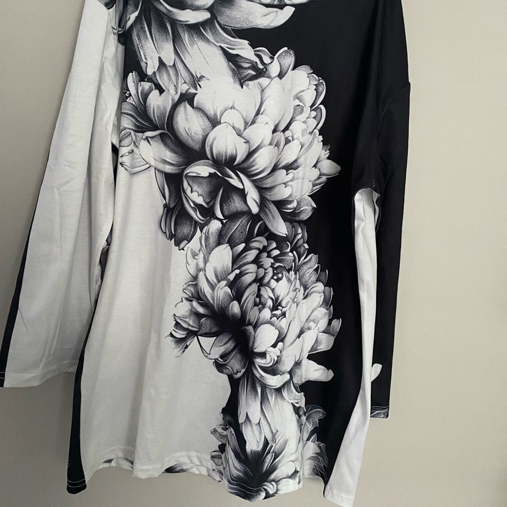 Floral Black and White Women's Top